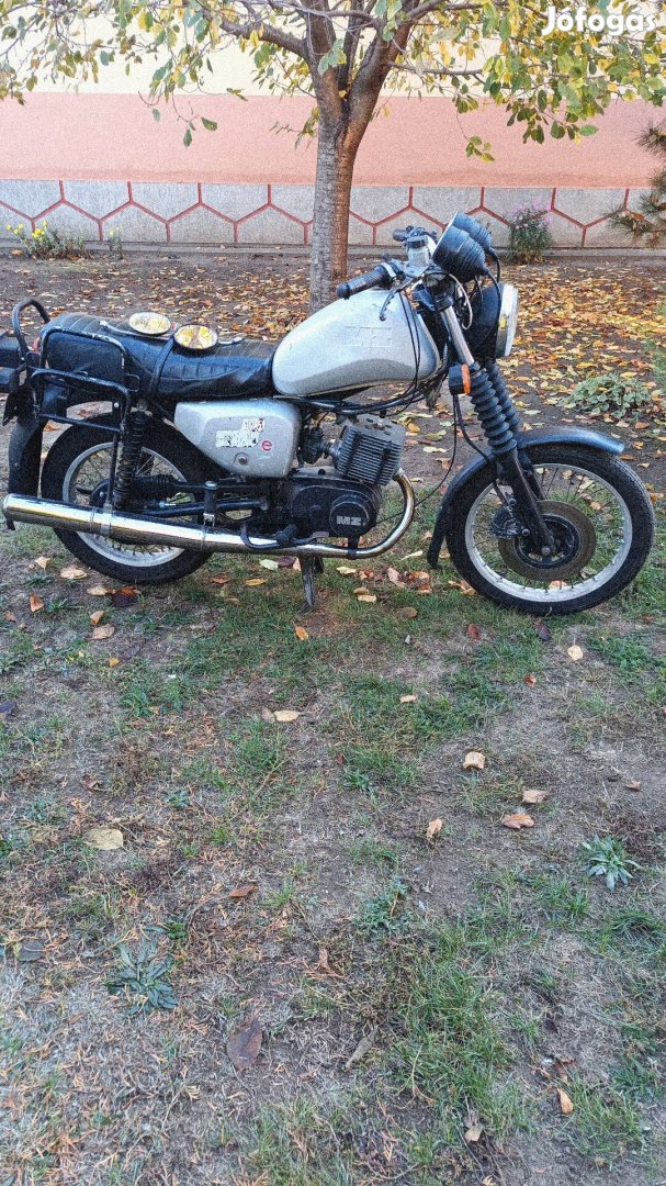 Keresek: Etz125-250 motort keresek megvételre