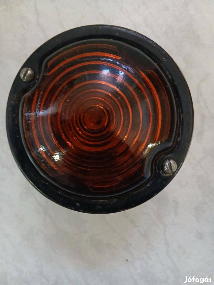 Keresek: Gaz vagy Uaz irányjelző