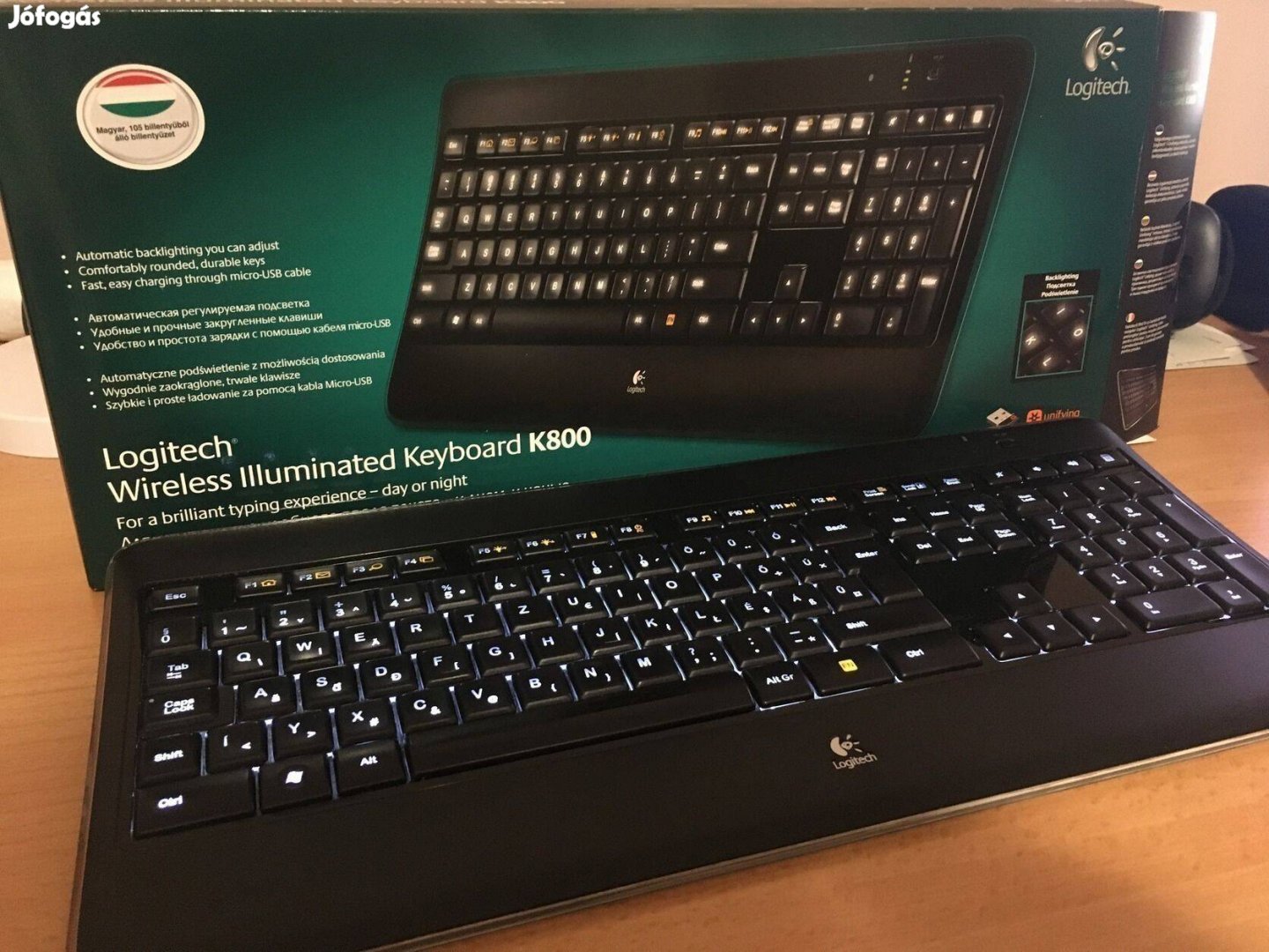 Keresek: Hibás Logitech K800 klaviatúrát alkatrésznek