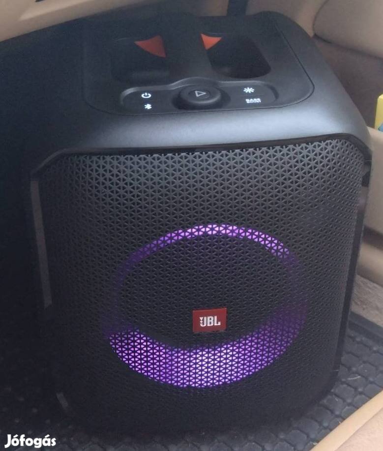 Keresek: JBL partybox encore/ essential vennék.JBL Bluetooth 