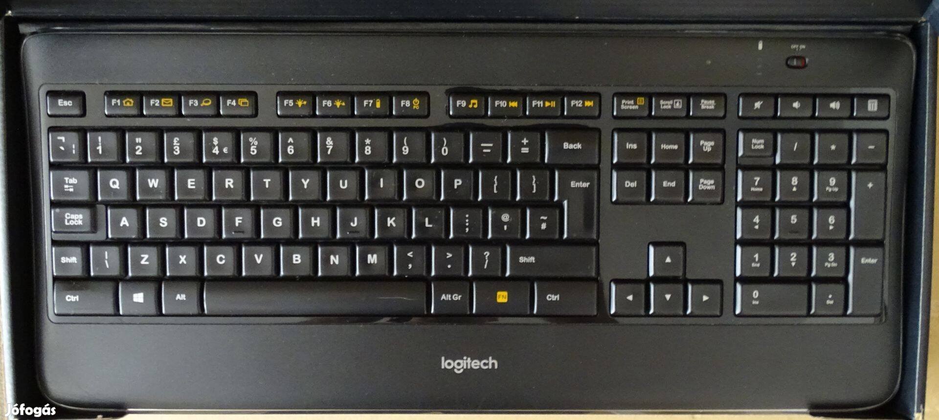 Keresek: Logitech K800 vezetéknélküli billentyűzet