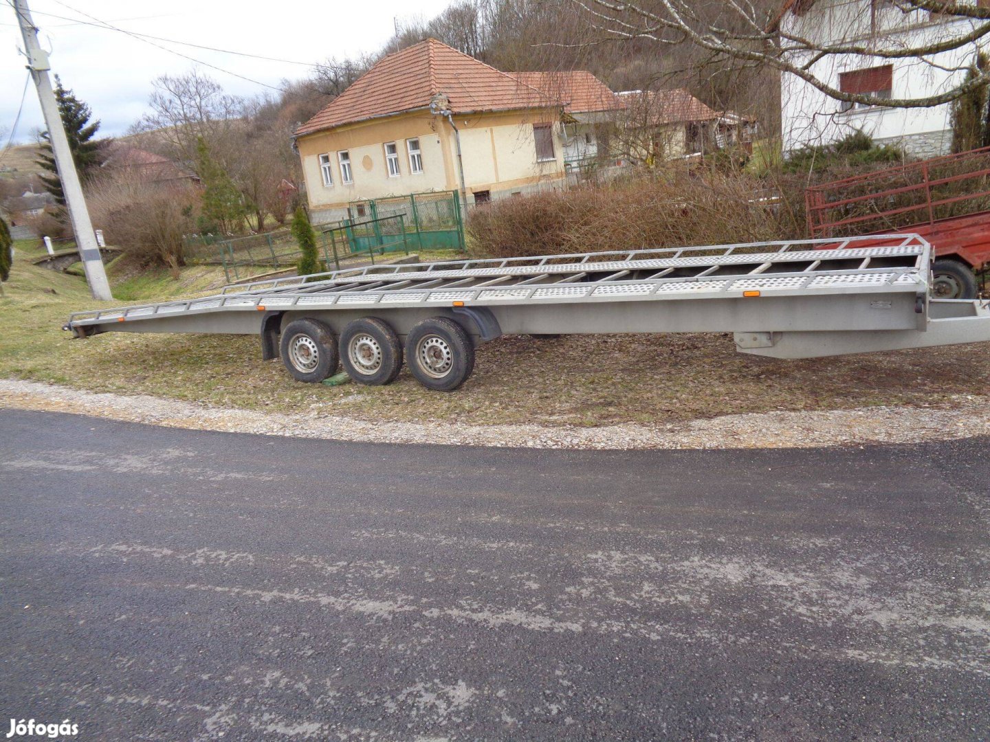 Keresek: Megvételre tréler autószállító trailer kisgép szállító utánfutó