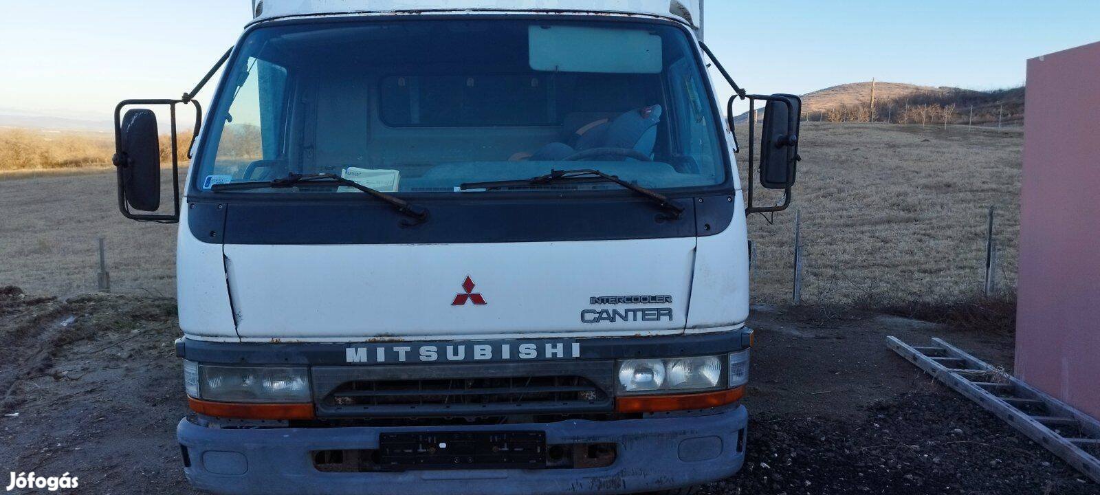 Keresek: Mitsubishi Cantert 3900