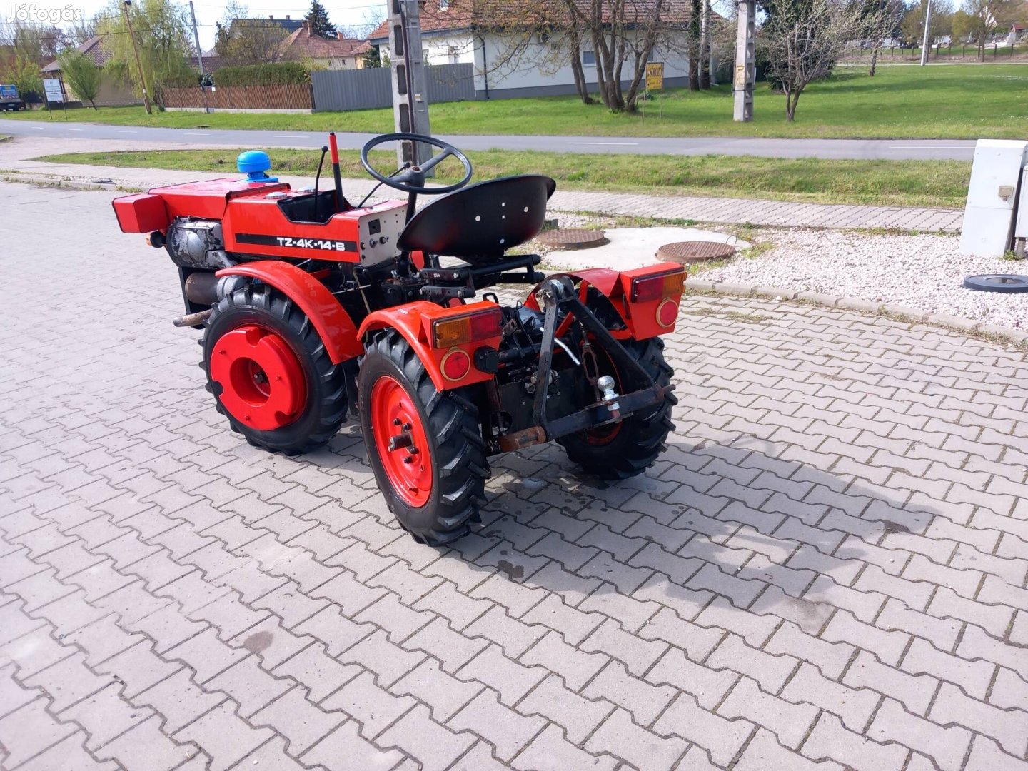 Keresek: Mt8 Tz4k14b kistraktor kerti traktor