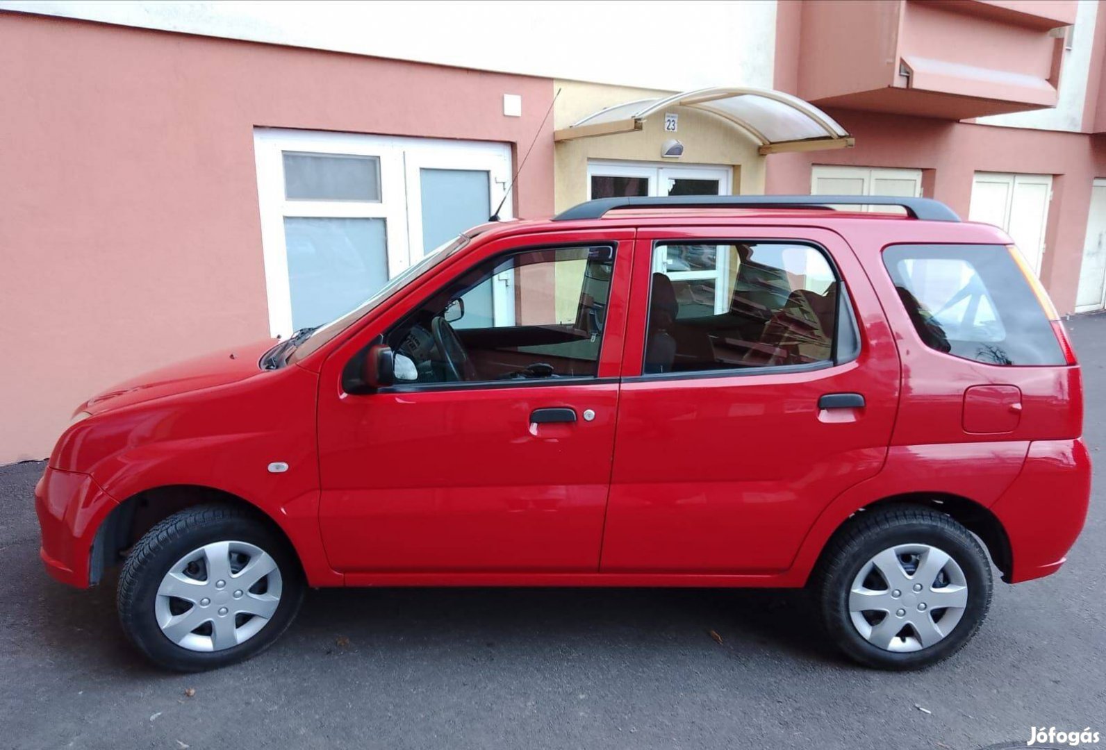 Keresek: Suzuki Ignis 2007 évjárat, keresek gumiszőnyeget, bal elsőt!