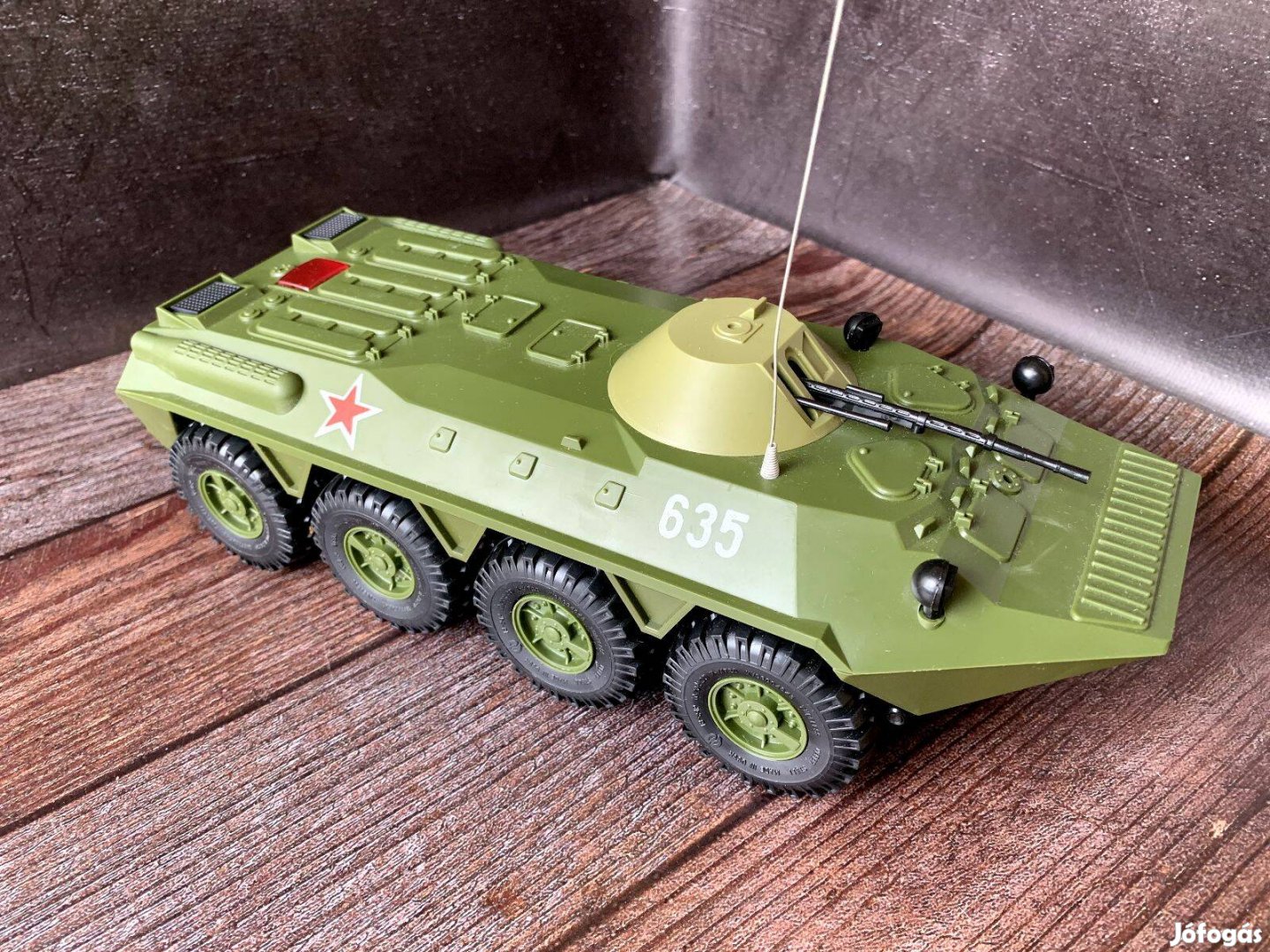 Keresek: Szovjet játék tank , távirányítós harckocsi