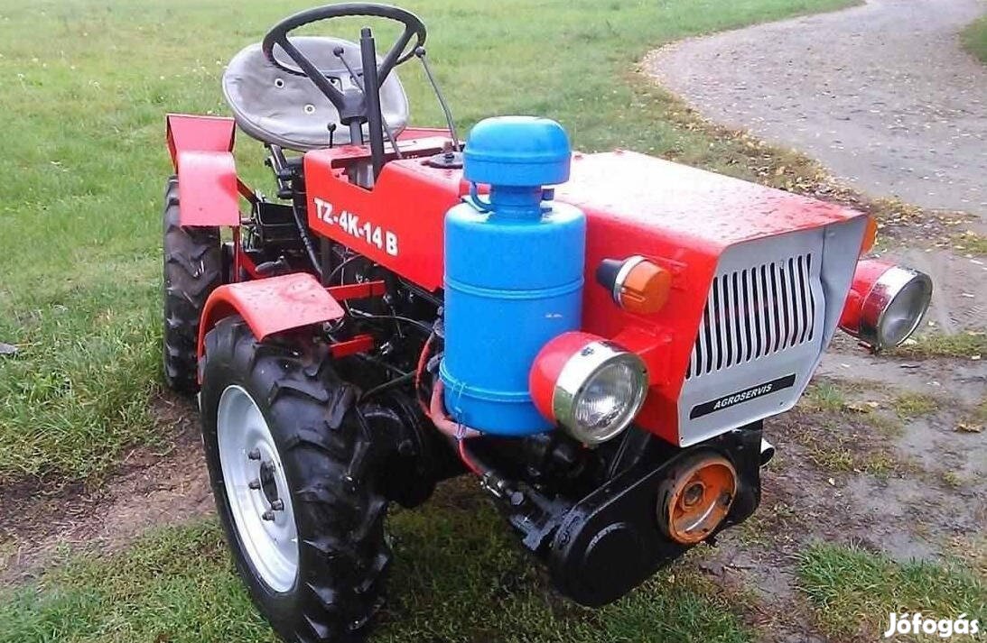 Keresek: TZ4K 14b kis traktort