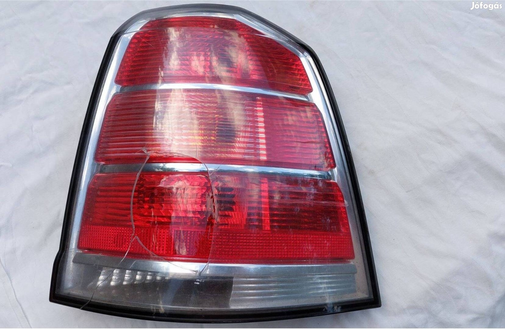 Keresek: Törött - gyári GM! Opel B Zafira hátsó Bal lámpa / alkatrész kéne róla