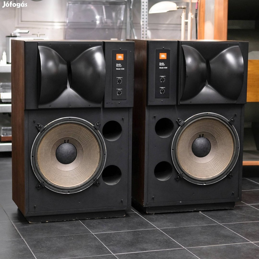 Keresek: Vásárolnék JBL 4430 hangfal