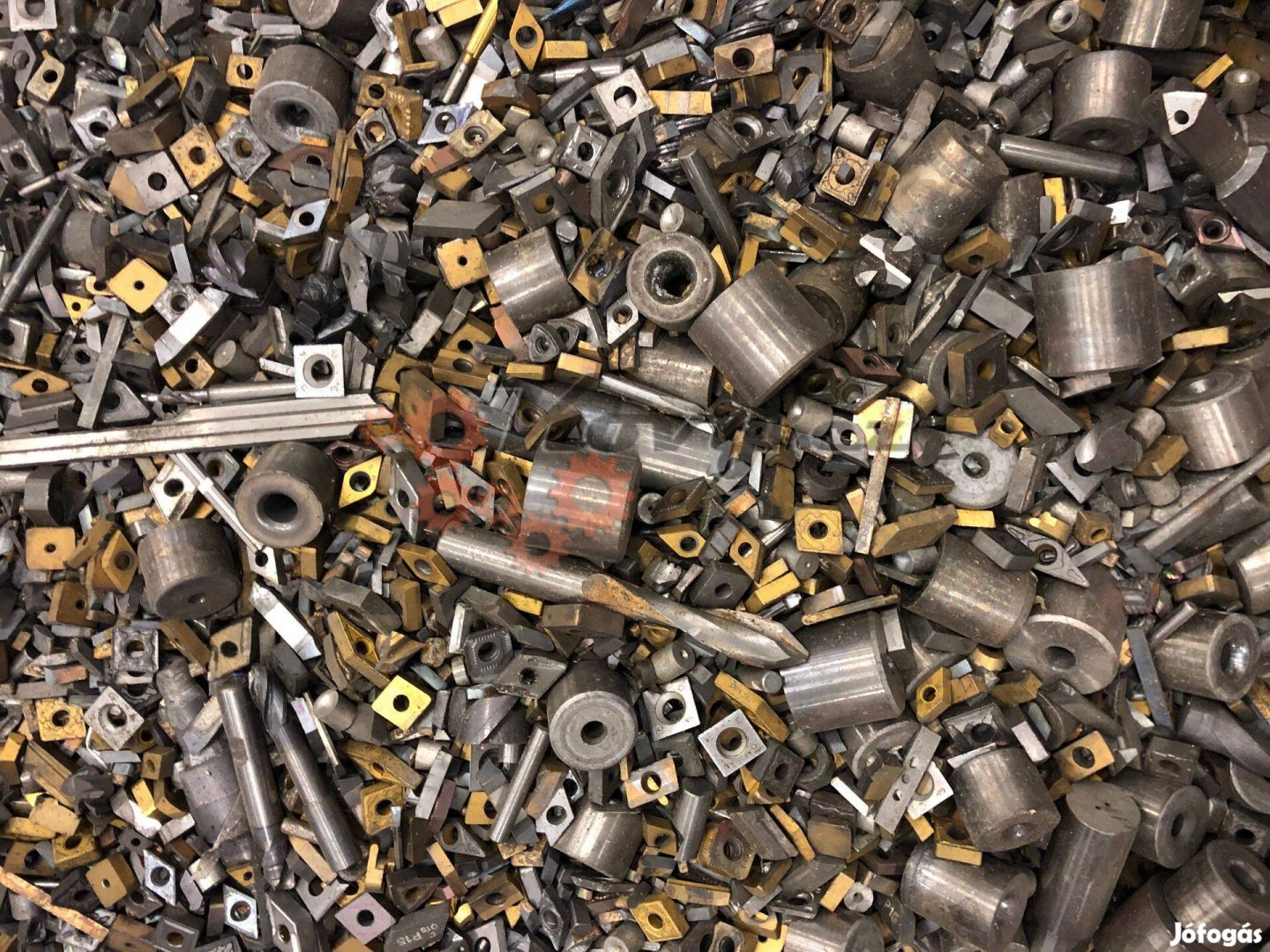 Keresek Vidia kemény fém elhasznált szerszámok felvásárlása