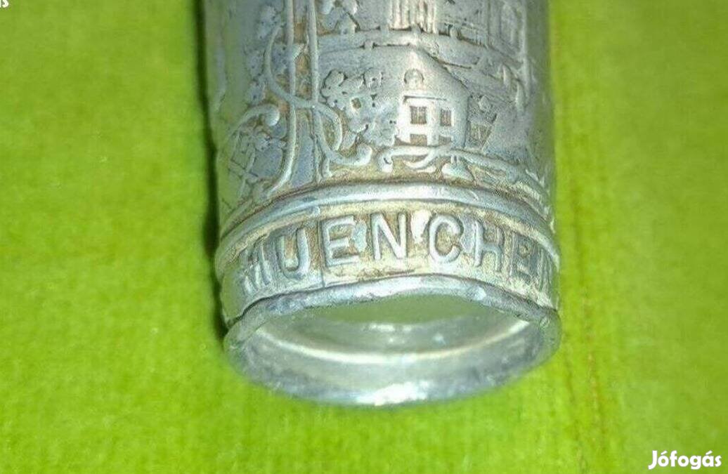 Keresztelőpohár München
