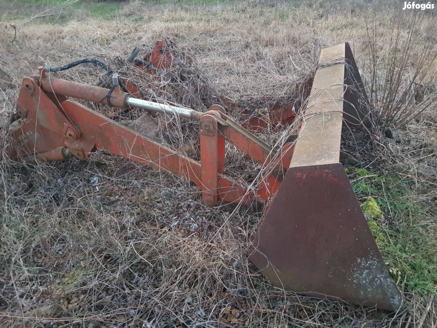 Keretes rakodókanál és tolólap