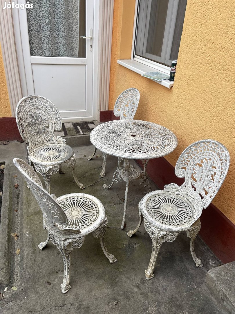 Kerti Bútor garnitúra