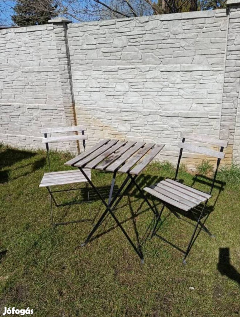 Kerti asztal 2 székkel