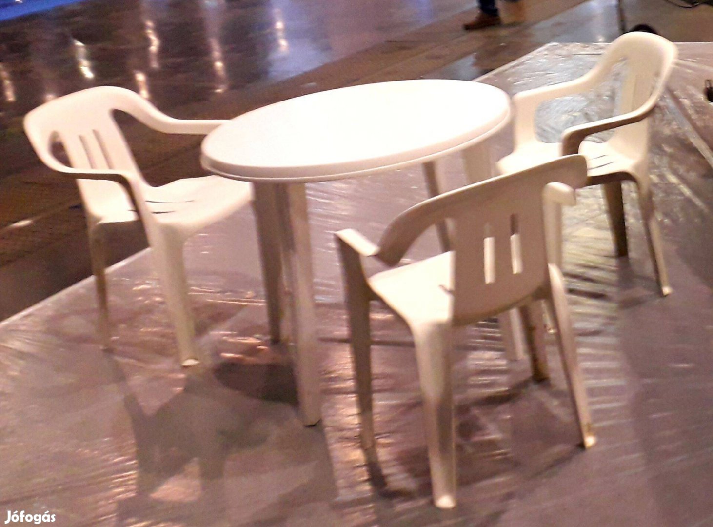 Kerti asztal szék