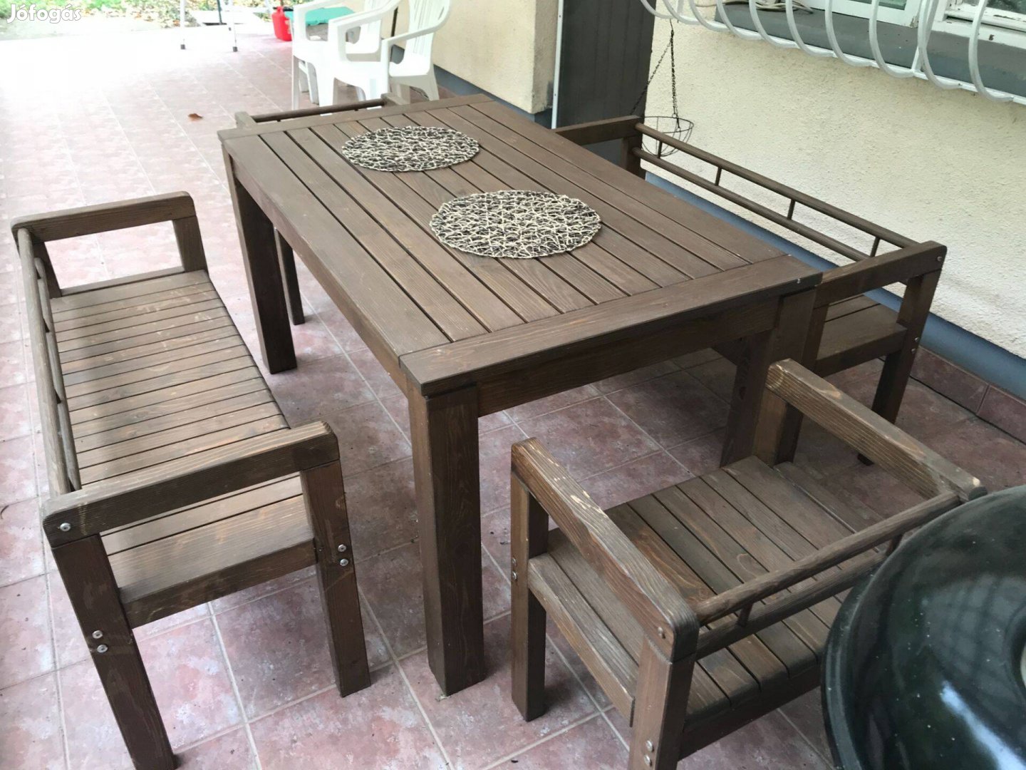 Kerti bútor szett (fa, hat személyes, asztal, szék, pad)
