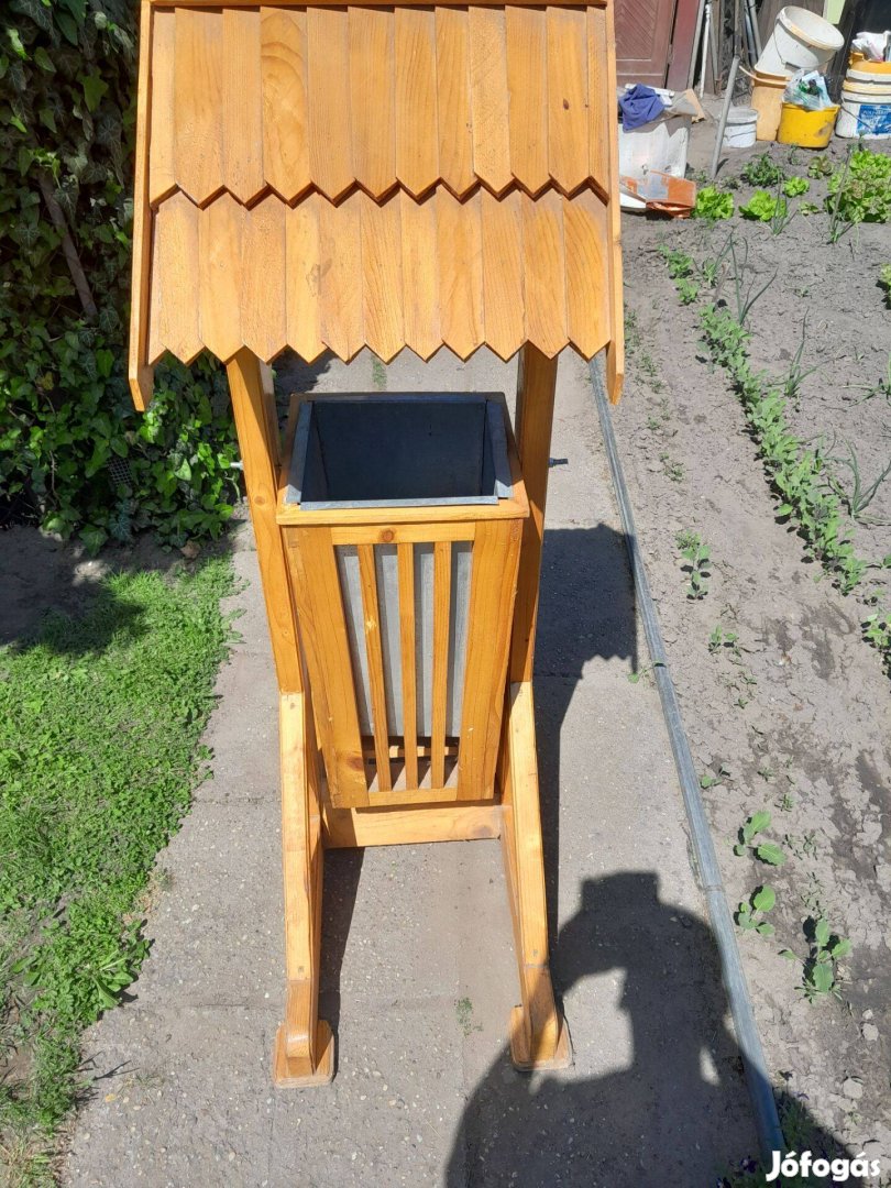 Kerti kuka fa kuka szemetes szeméttároló