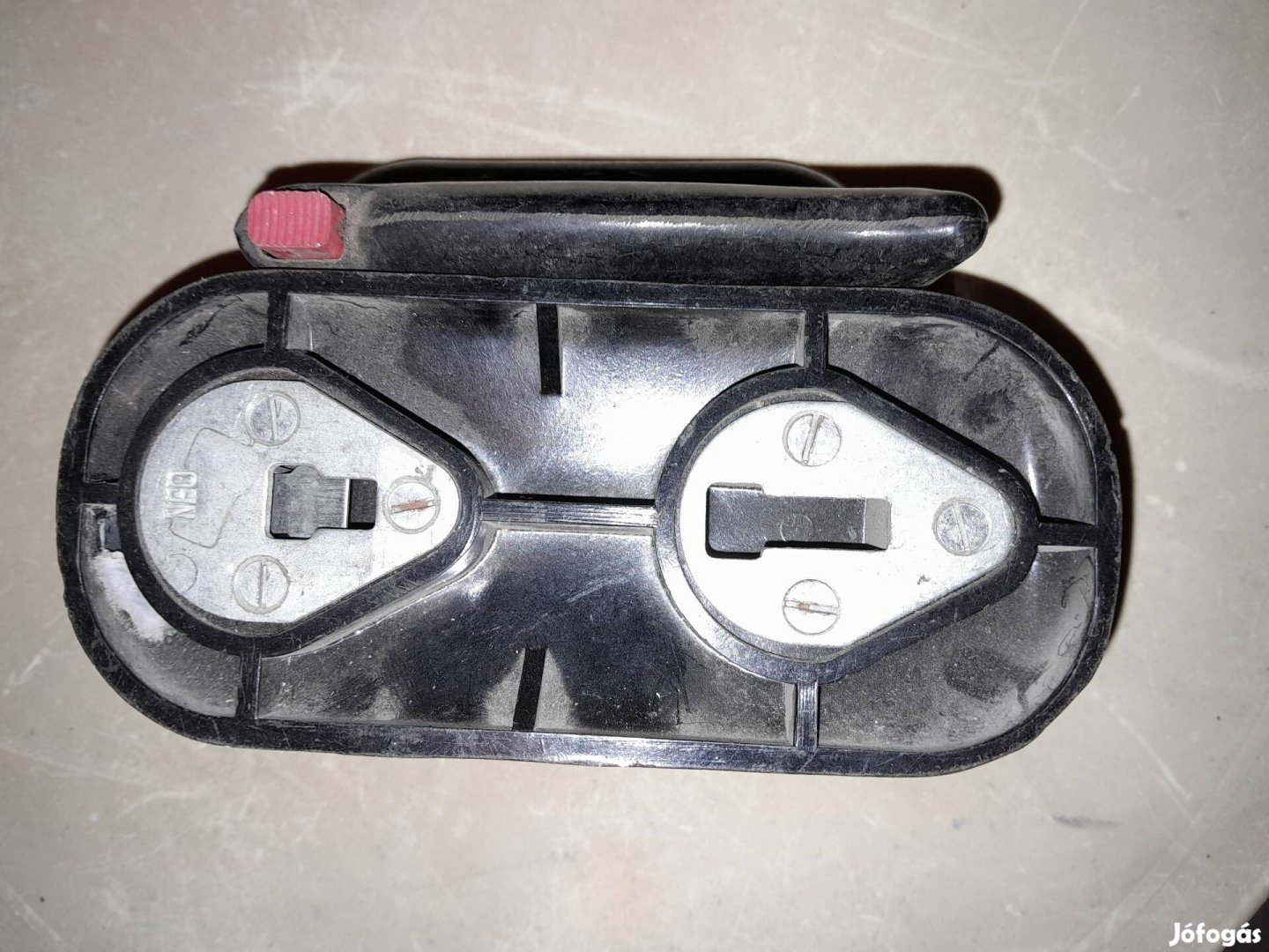 Késes biztosíték fogók