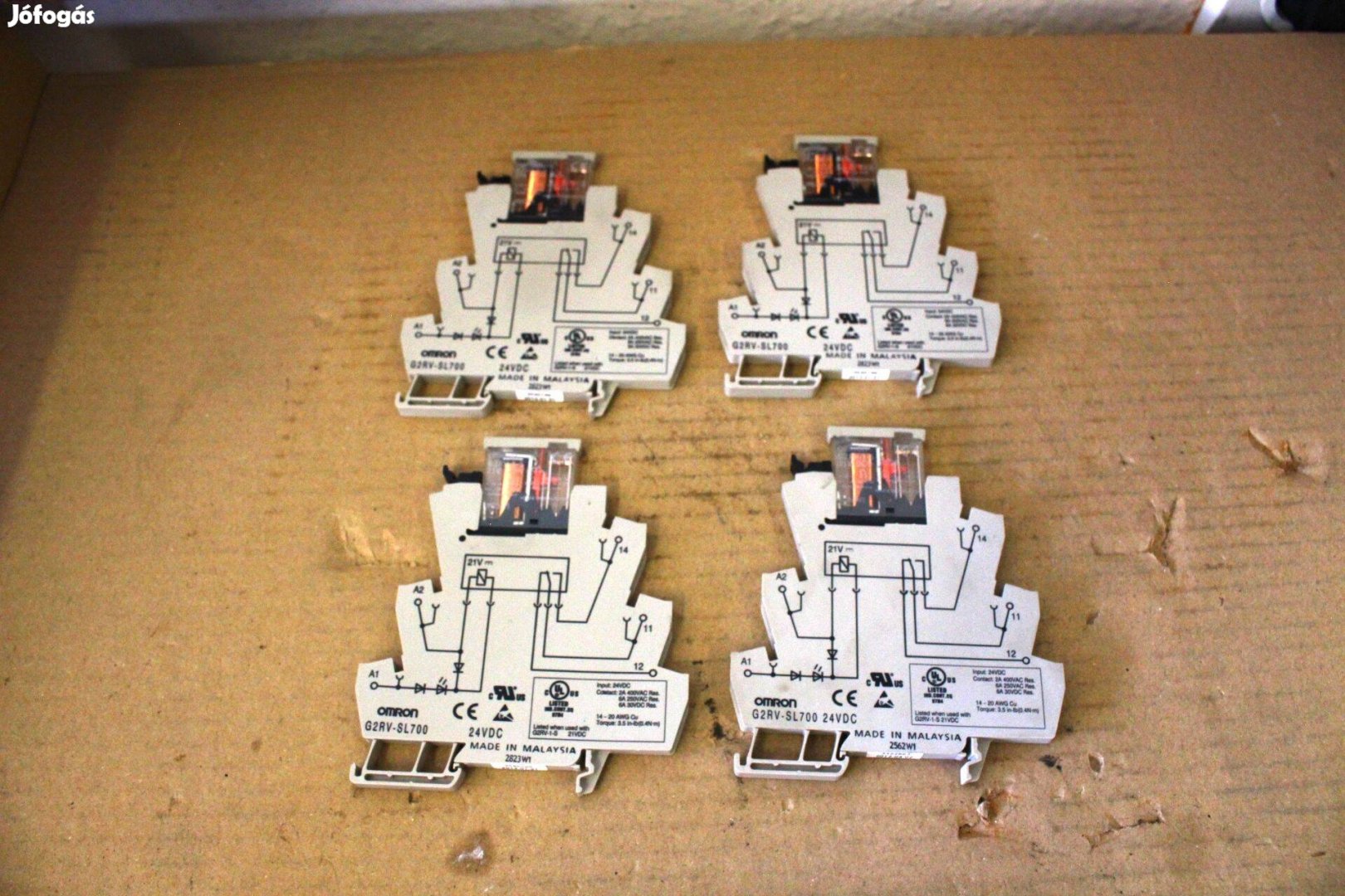 Keskeny ipari relé aljzat Omron szett 6994