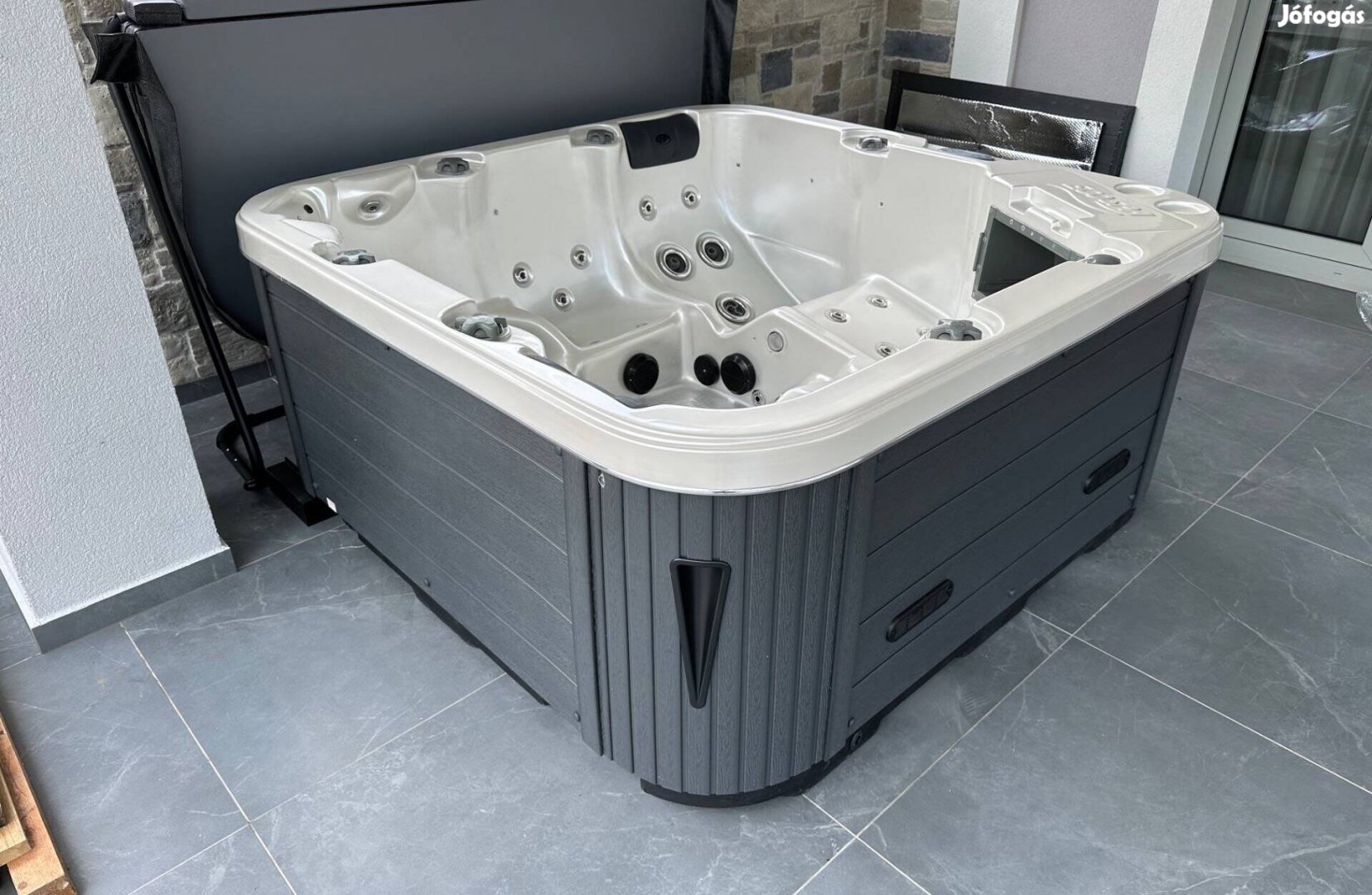 Készl.új Whirlpool Ibiza 5szem.Wifis jakuzzi masszázsmedence jacuzzi