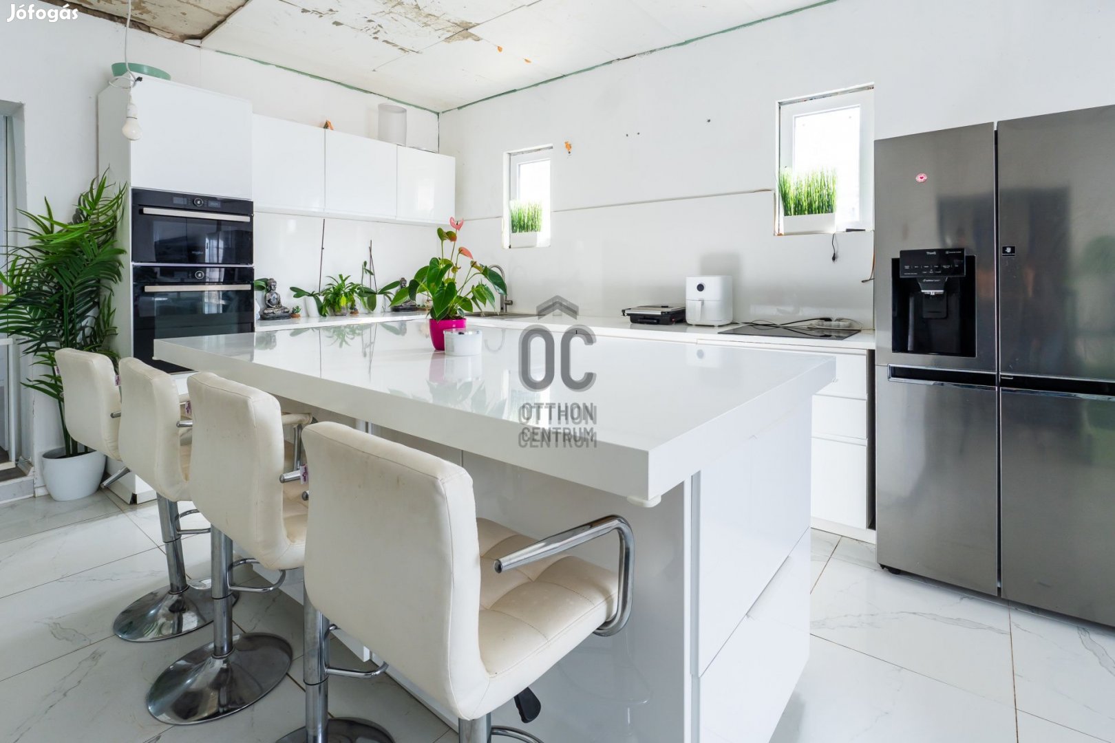 Két akár három lakássá alakítható ingatlan Kistarcsán