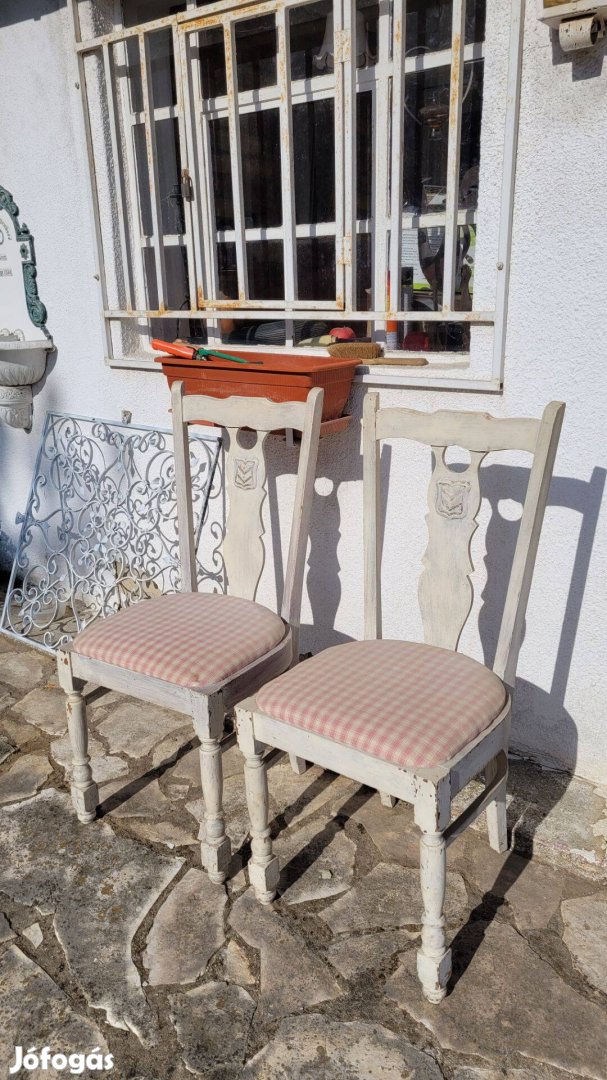 Két darab antik szék (shabby chic) eladó! :)