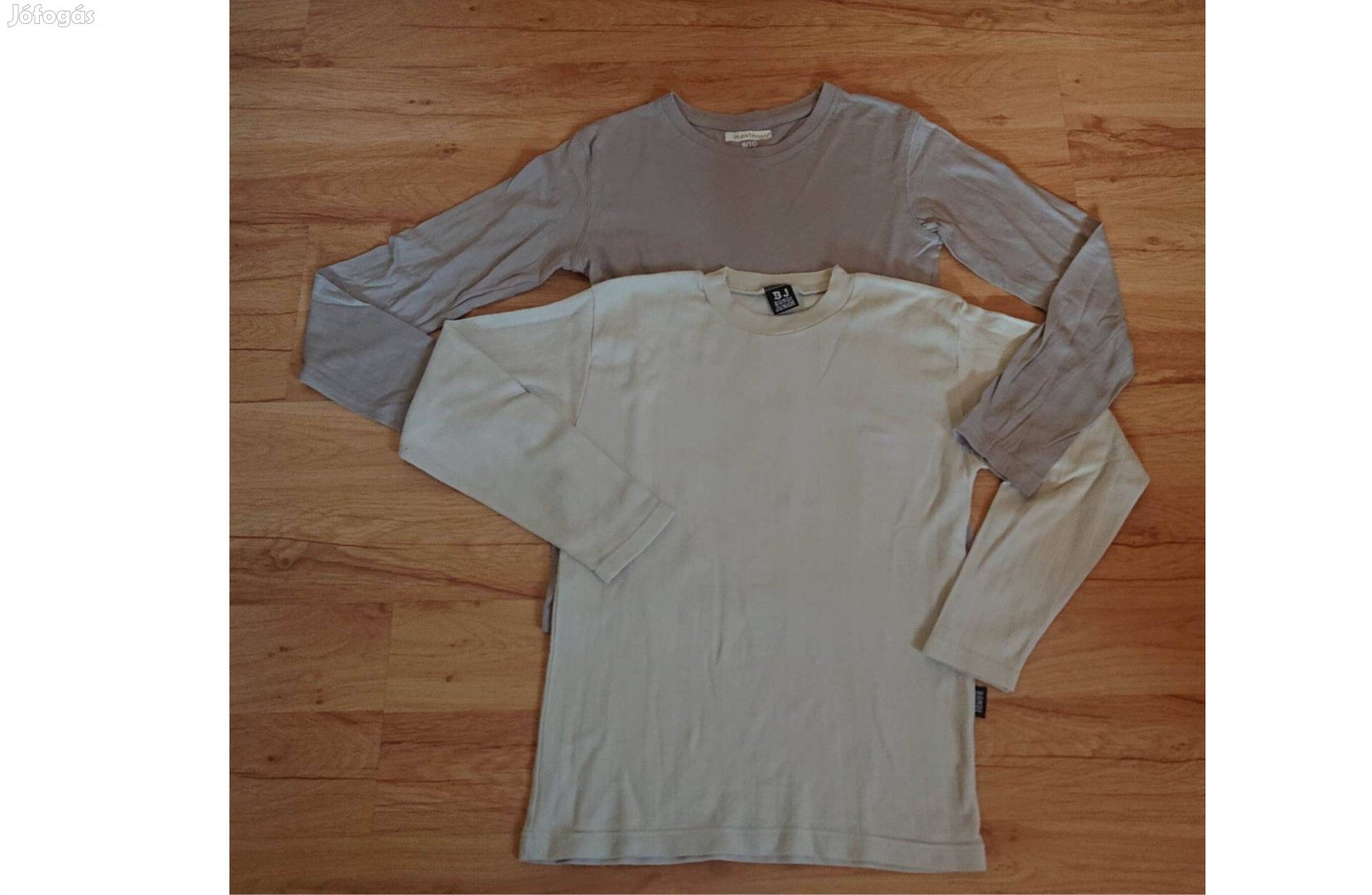 Két darab világos hosszú ujjú póló 140-es In Extenso