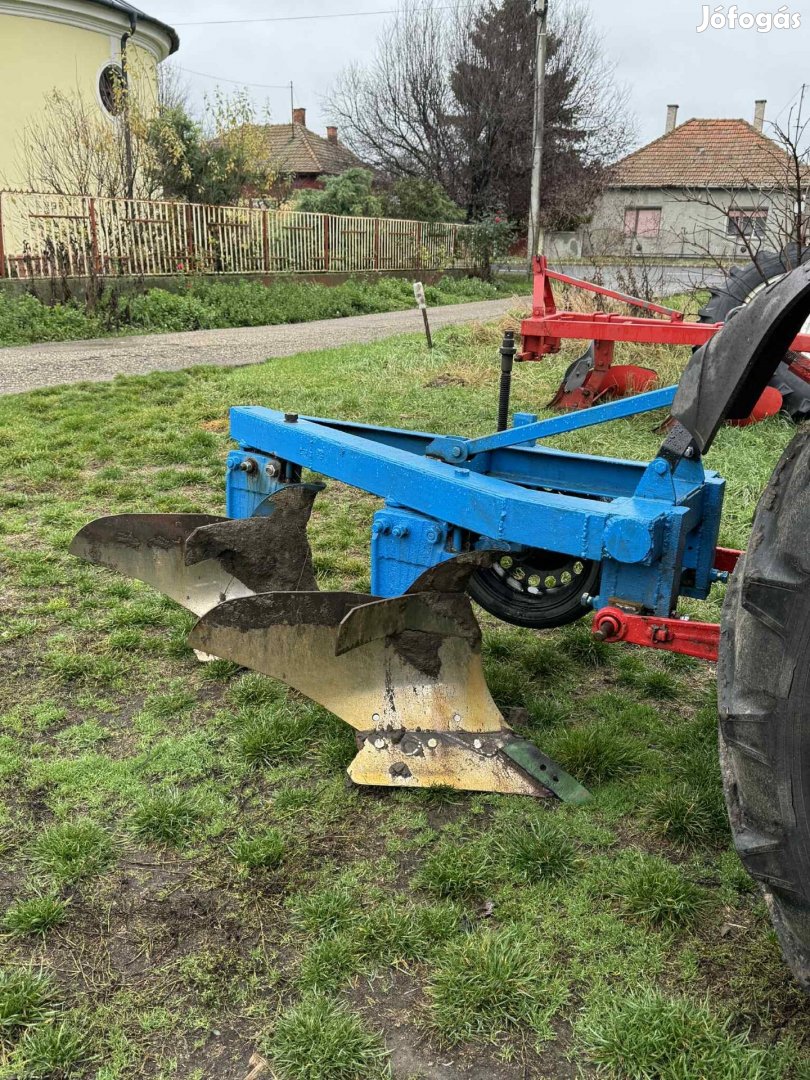 Két fejes eke eladó 