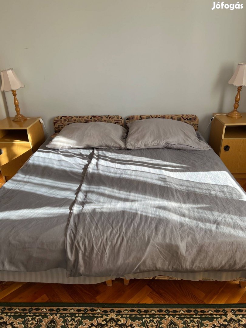 Két különálló ágy eladó