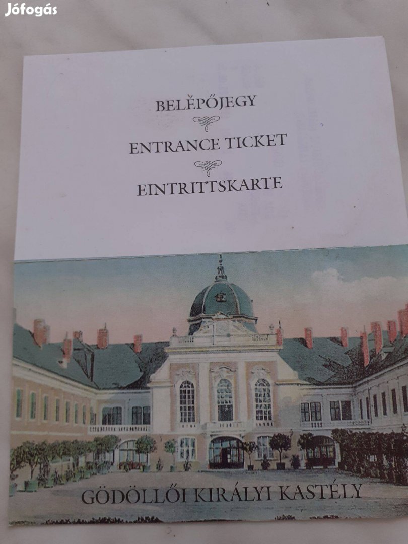 Két különböző régi belépő kártya egybe a kettő