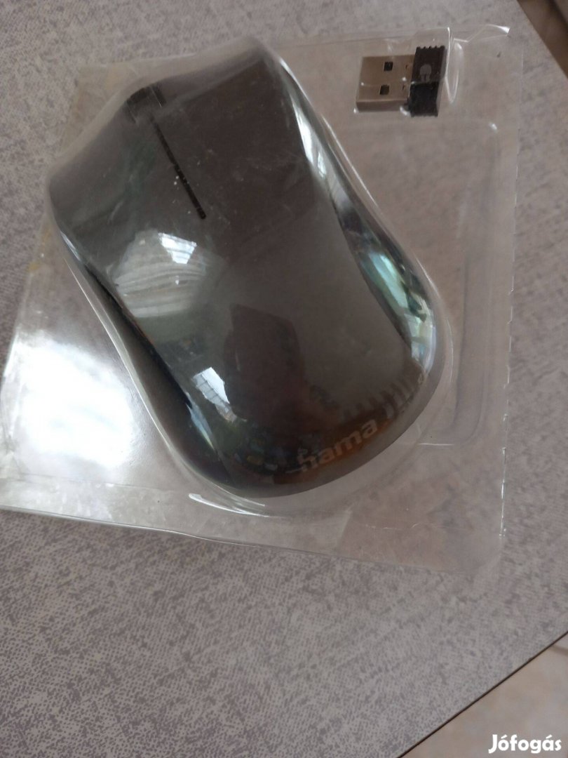 Két különböző számítógép egér vezeték nélküli, ill vezetékes