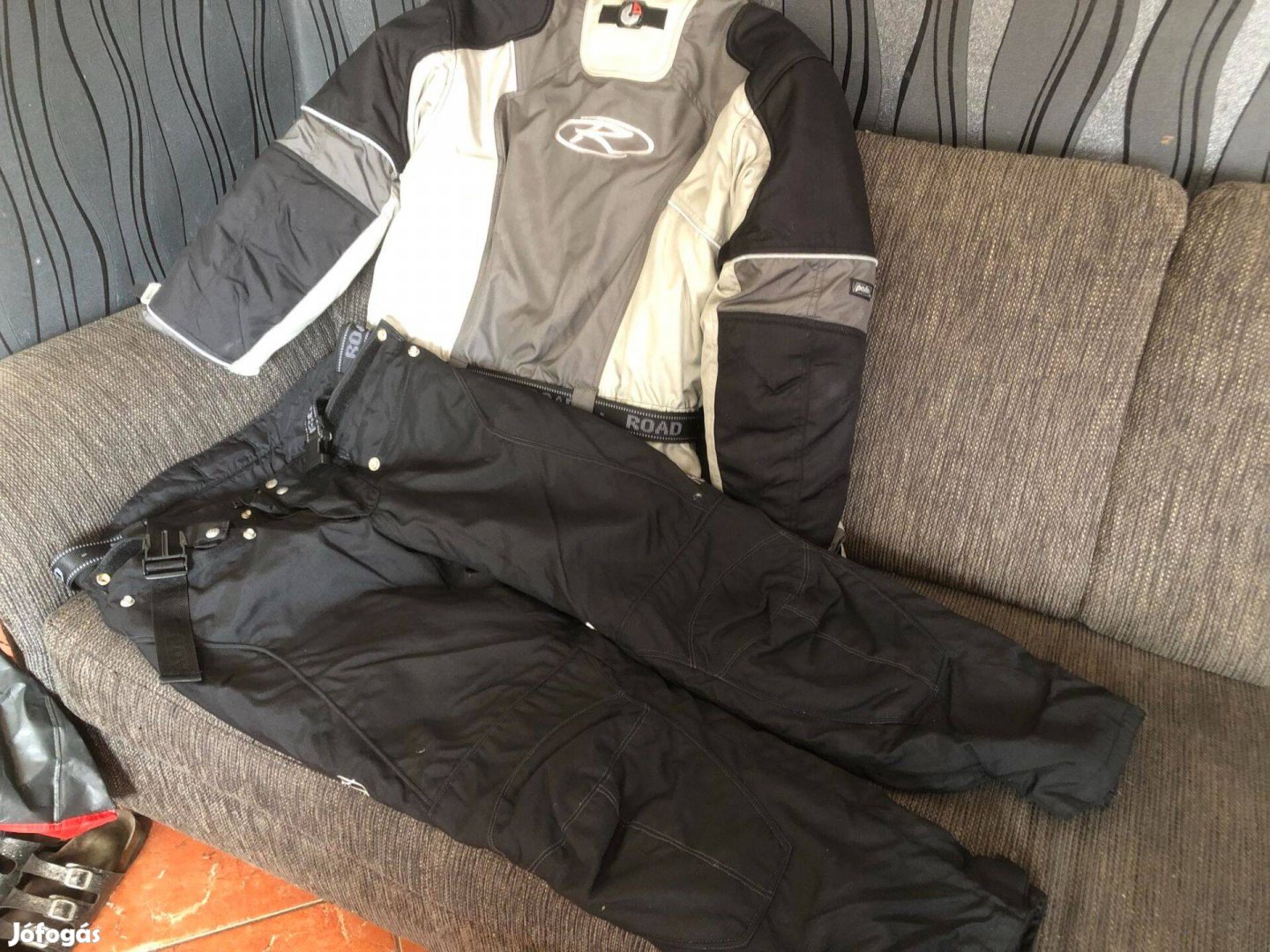 Két részes Motoros ruha, kabát téli béléssel nadrág, vízálló
