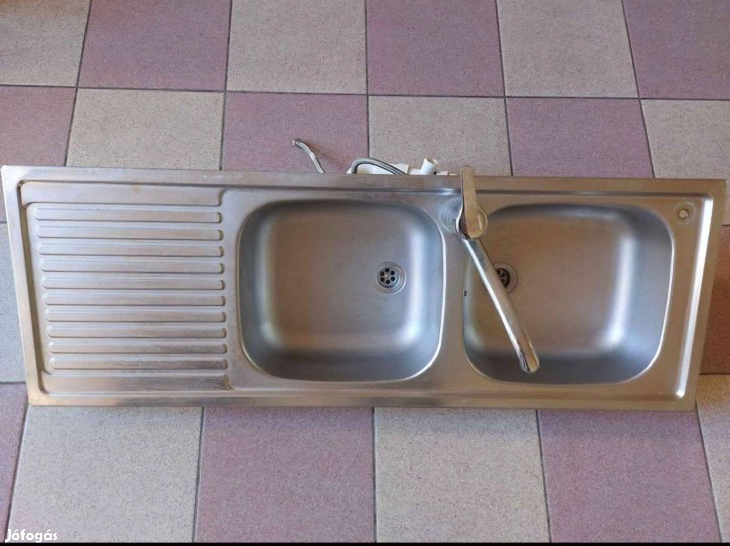 Két tálcás csepegtetős mosogató eladó