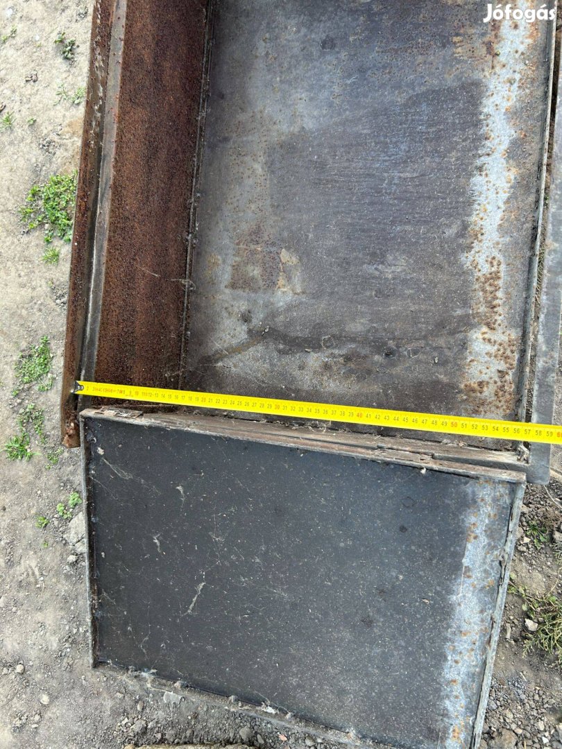 Kétajtó fém gázóra szekrény