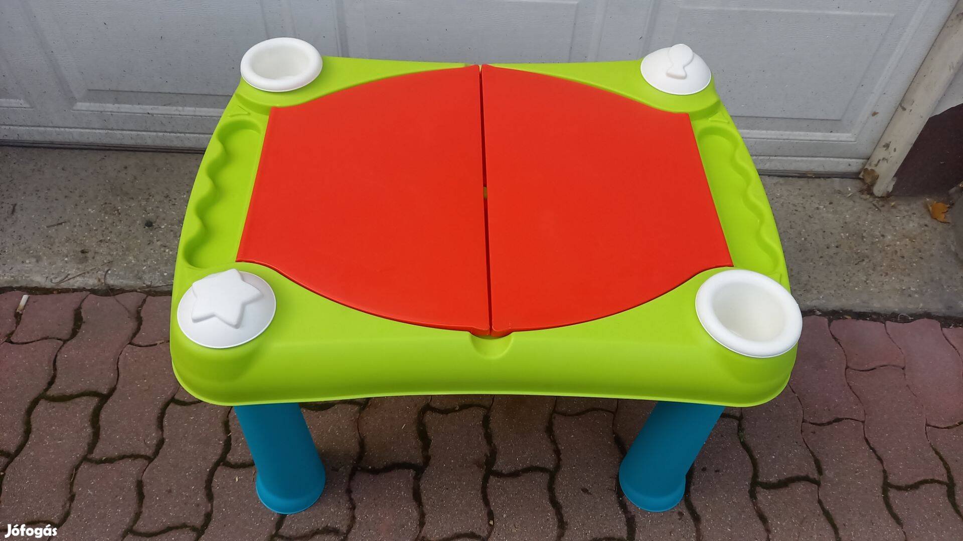 Keter Creative Fun Table műanyag kerti játék asztal