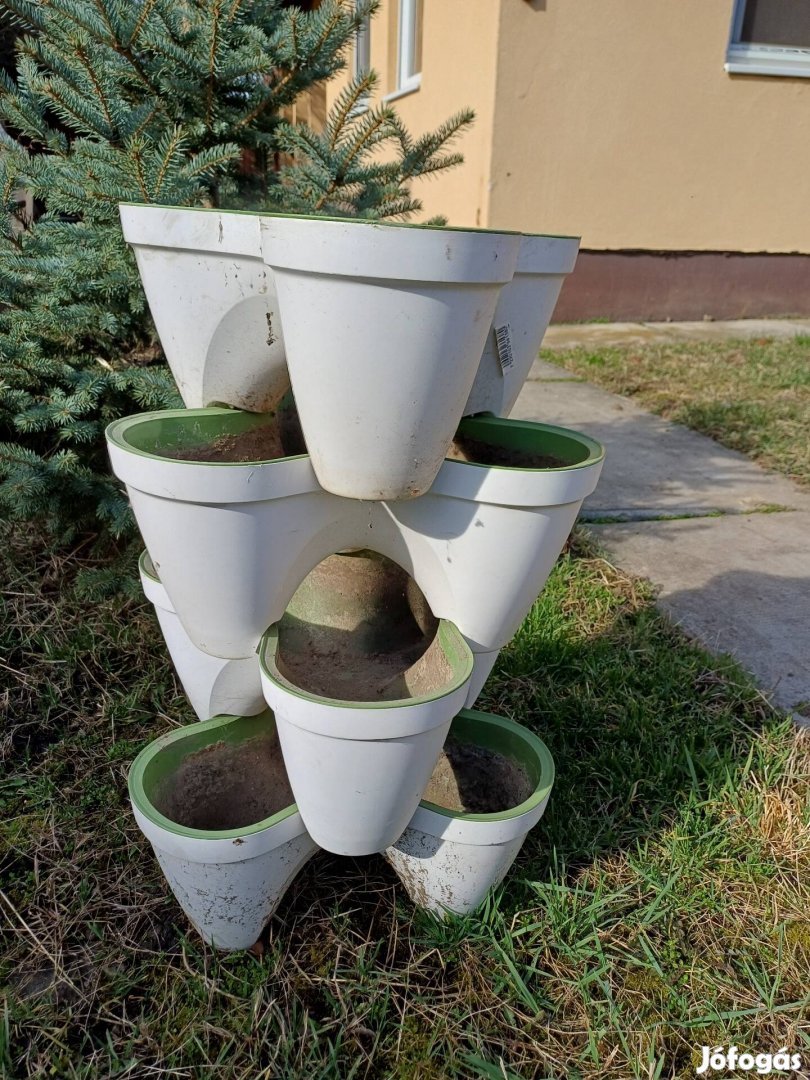 Keter Ivy műanyag virágtartó 4db