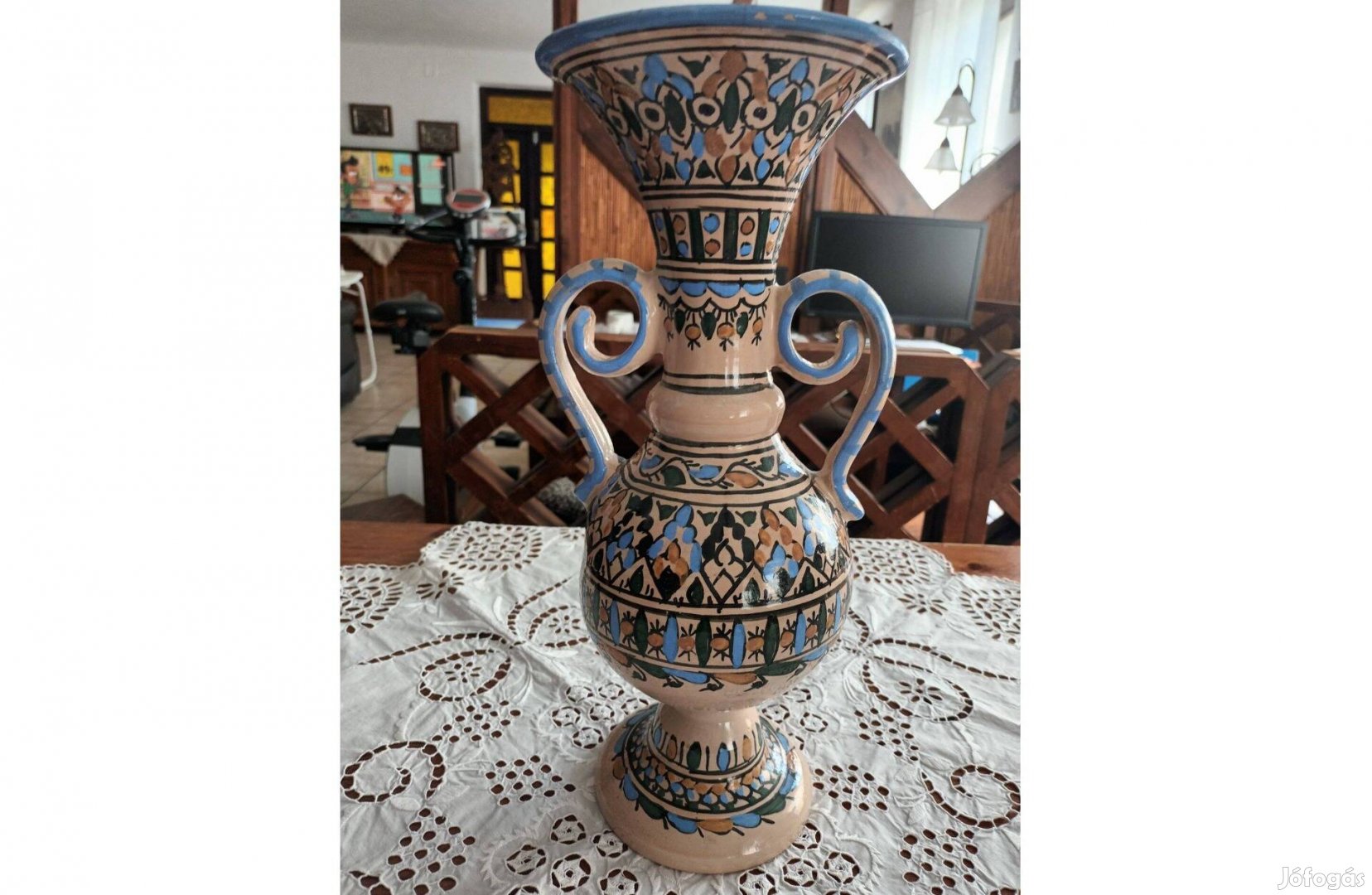 Kétfülü váza