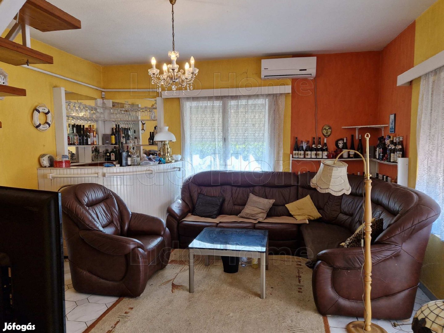 Kétgenerációs családi ház Balatonszabadiban eladó