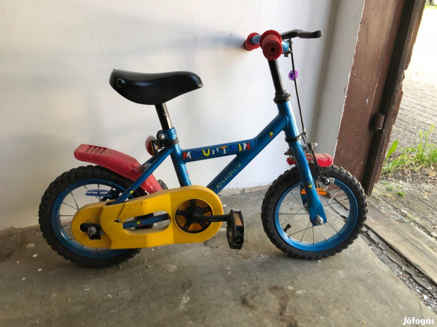 Kétkerekű kis bicikli 4 éves kortól