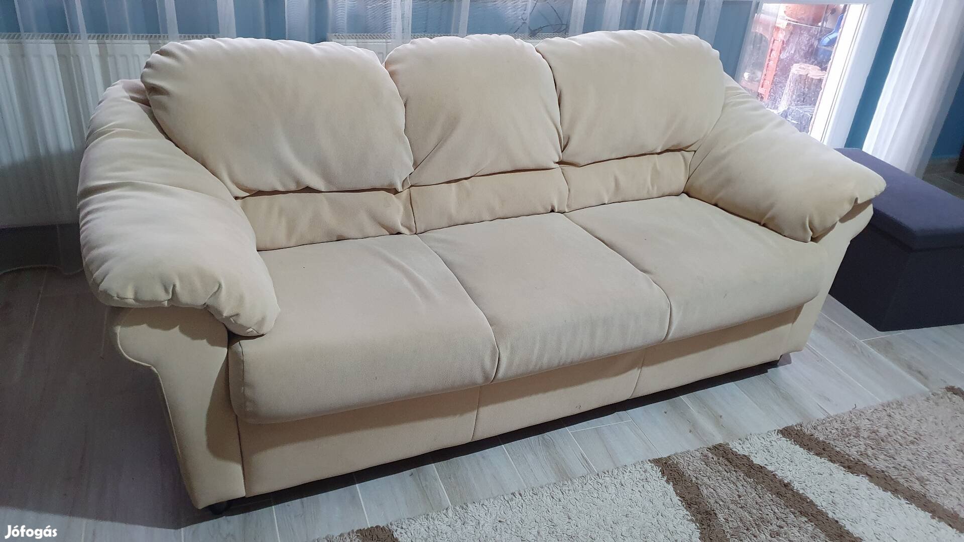Kétrészes kanapé, világos