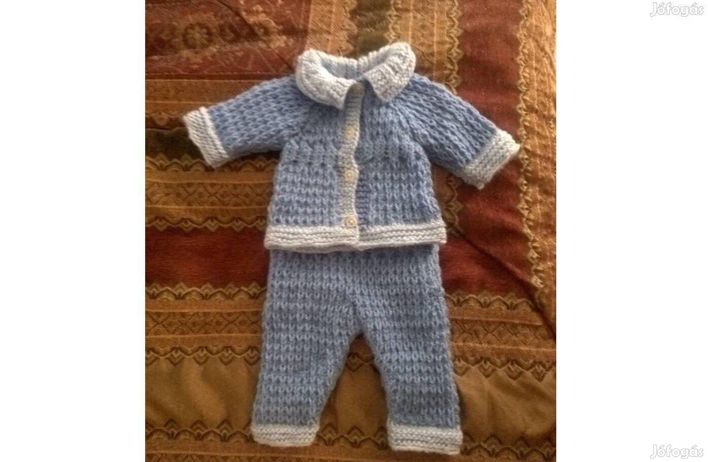 Kétrészes kézzel kötött bébi garnitúra eladó