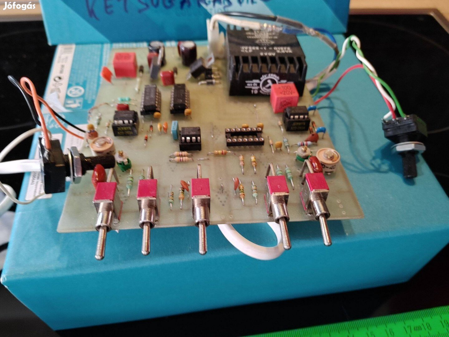 Kétsugarasító elektronika