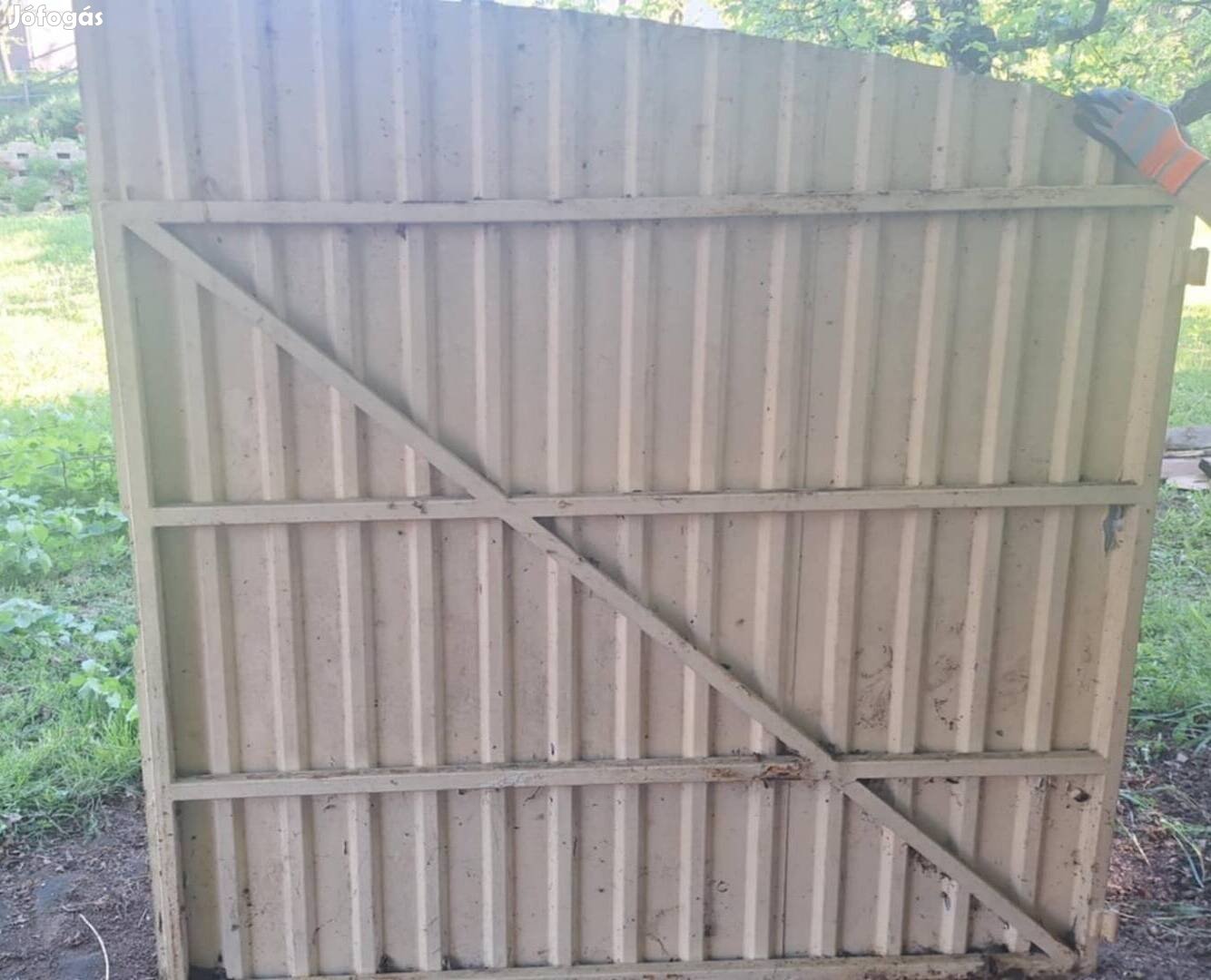 Kétszárnyú kapu Eladó