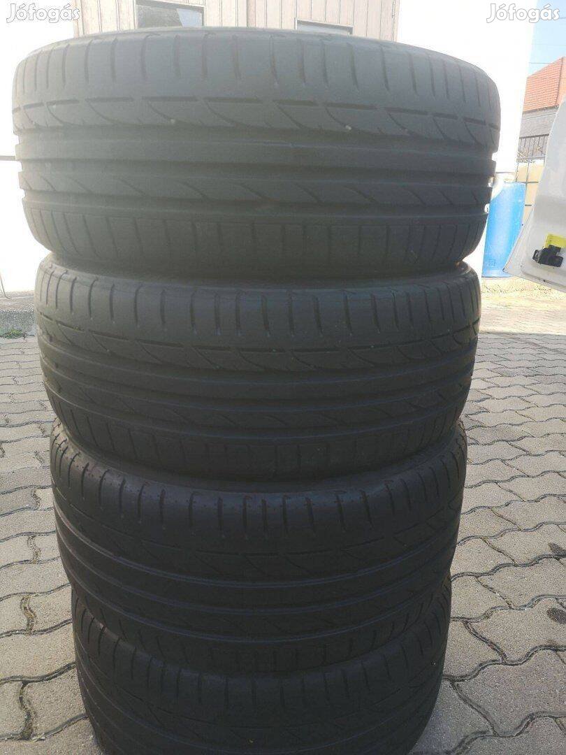 Kétszéles 19colos 225/40 255/35 R19