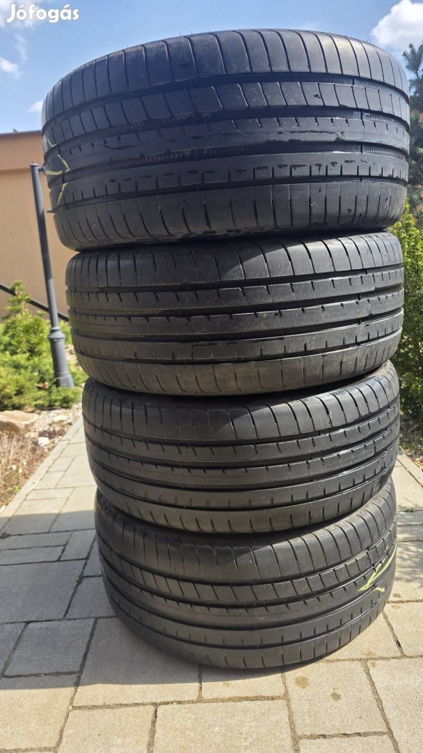 Kétszéles nyári gumi 225 40 19, 255 35 19 garnitúra Goodyear