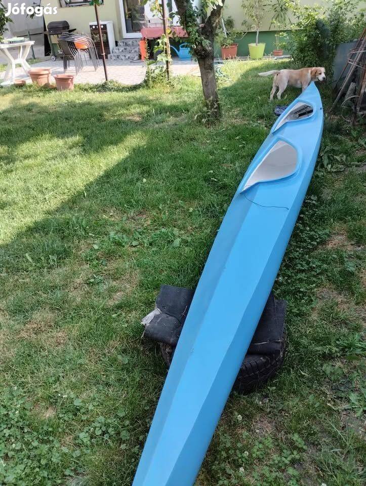 Kétszemélyes túrakajak