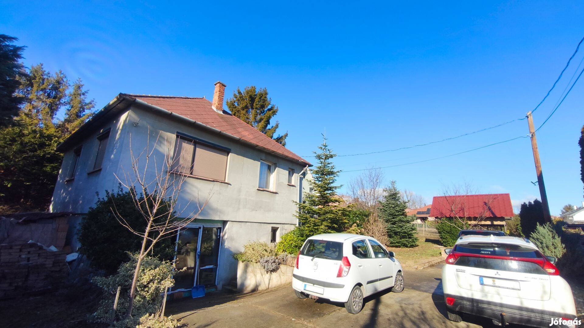 Kétszintes családi ház Csömörön