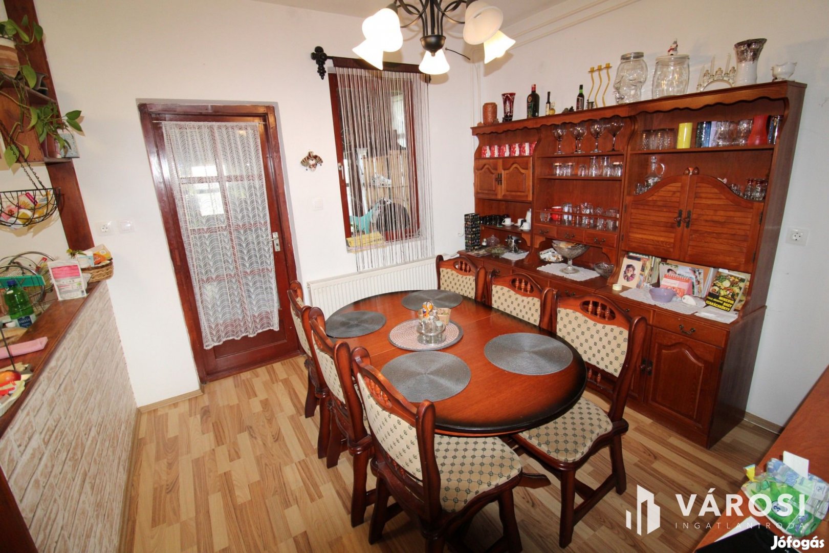 Kétszintes ház Gyulaváriban garázzsal.