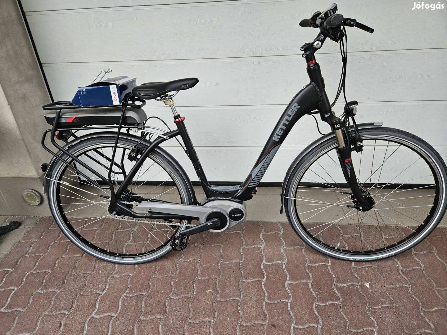 Kettler 28-as 1100km-es Bosch e bike elektromos kerékpár