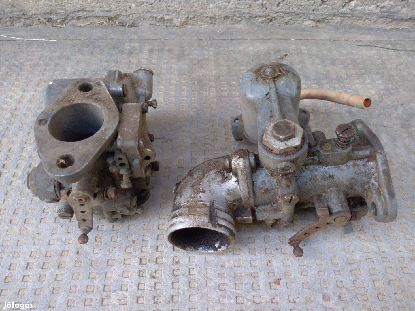 Kettő darab régi karburátor!